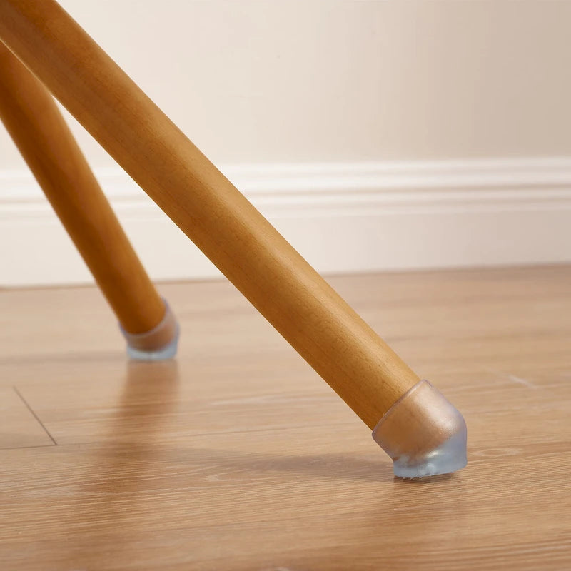 Fauteuil pivotant d'appoint avec dossier en rotin, assise en similicuir et accoudoirs et pieds en bois