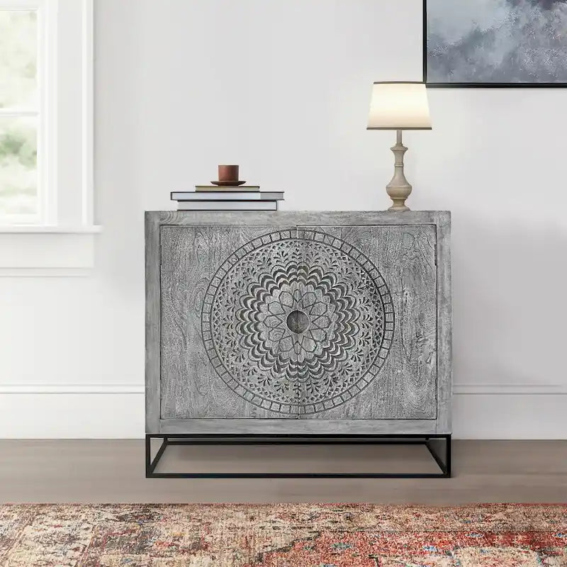 Meuble d'appoint 99 cm en manguier artisanal avec portes médaillon – Piétement en fer gris et noir
